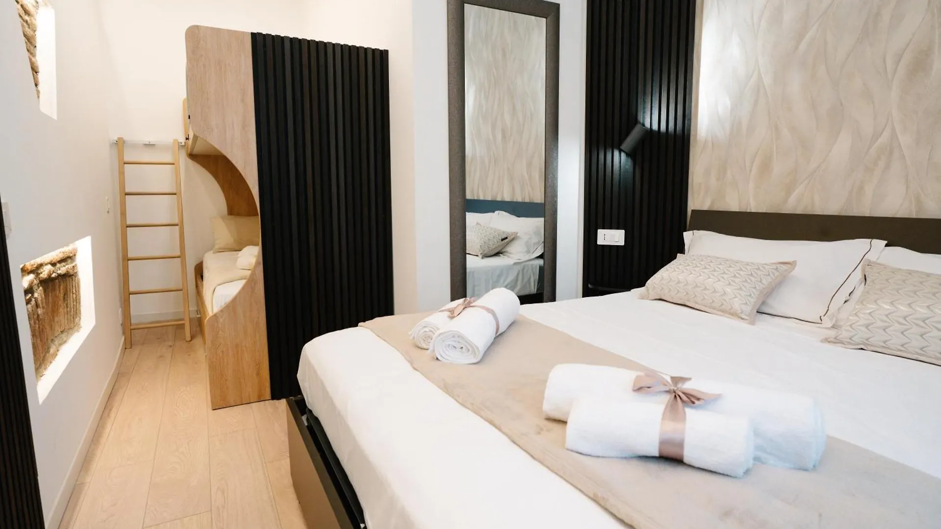 Como Charm Living Apartment Duomo Италия