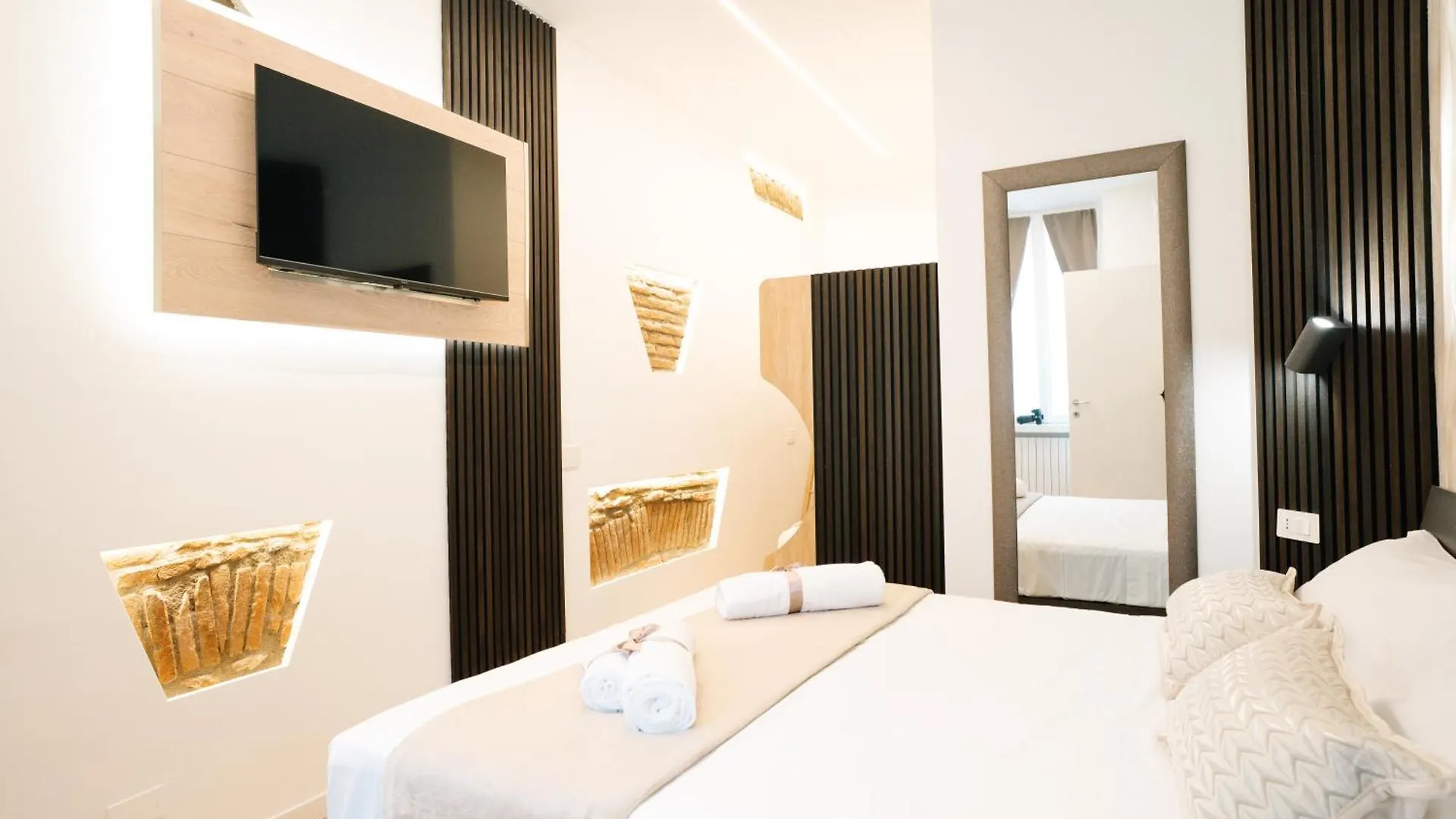 Como Charm Living Apartment Duomo 0*,  Италия